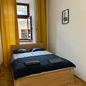Heart Of Old Town / Florianska 19 Apartament Kraków