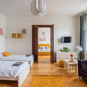 Tesnov Appartamento Praga